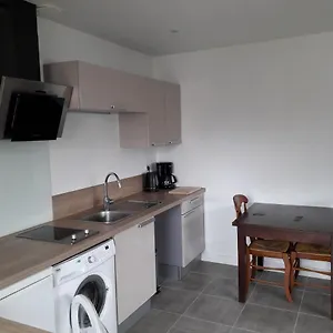 Appartement 2 Pieces Avec Acces Piscine Interieure, Larmor-Plage